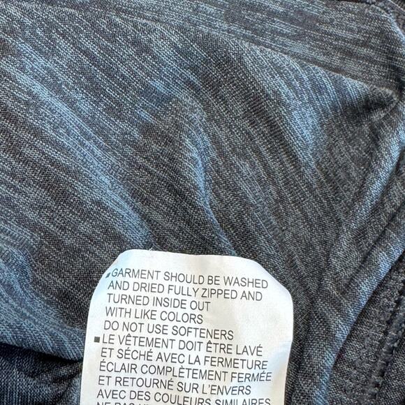 UNDER ARMOUR Men’s Charcoal Gray ‘Faith Lutheran’ Long Sleeve 1/4 Zip Pullover - Picture 5 of 6